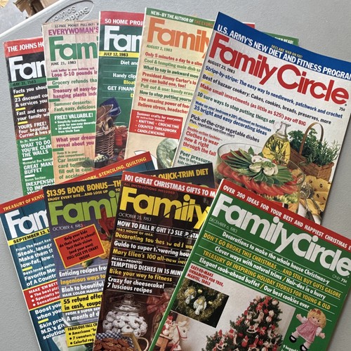 Family circle magazine lot - circle,